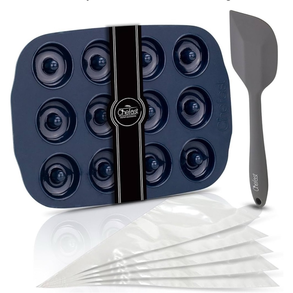 Chef's Silicone Donut Baking Set in Gray